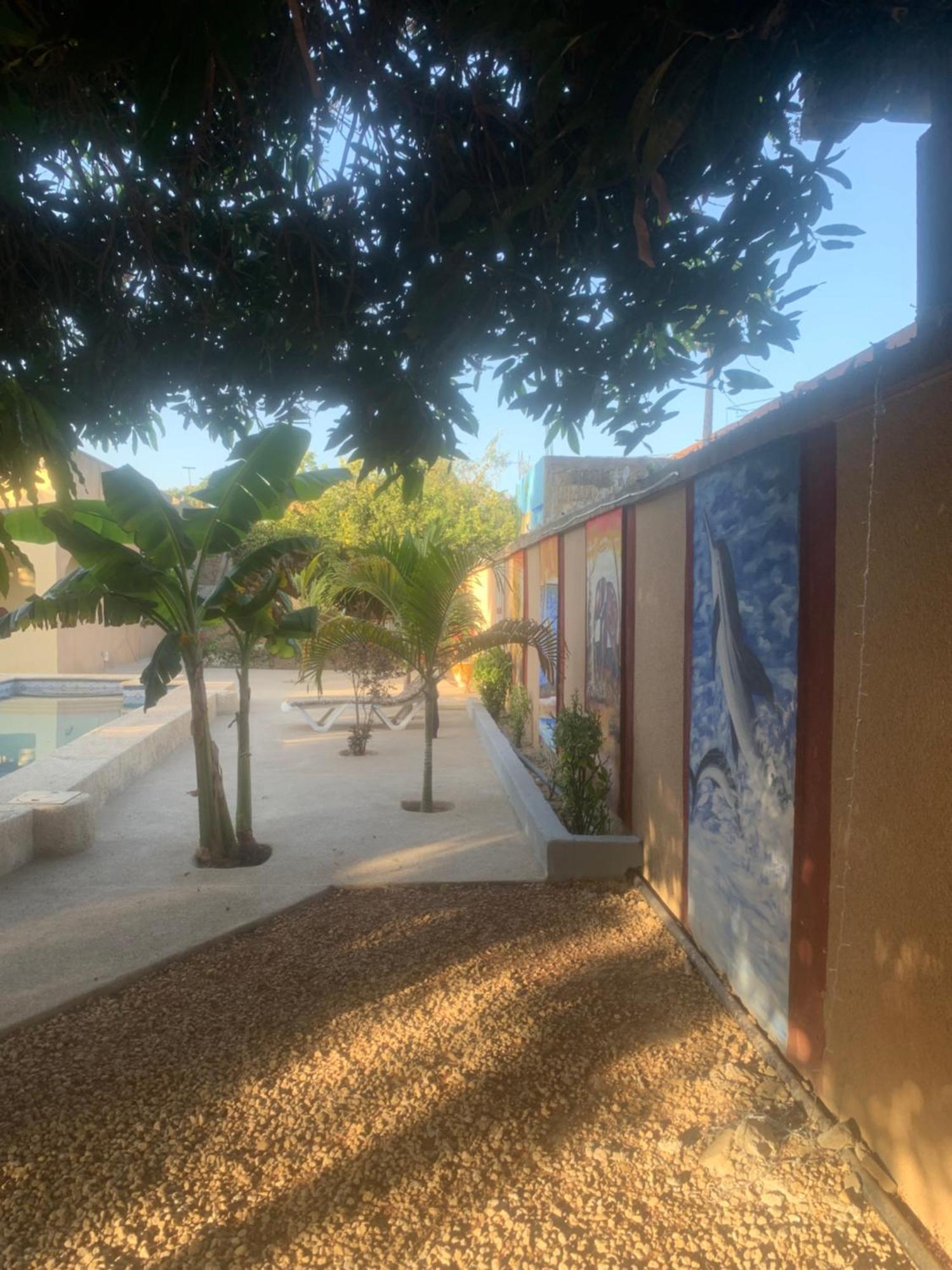 Auberge Keur Ely Ouoran Exterior foto